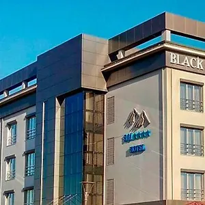Black Mount Hotel Bakoe